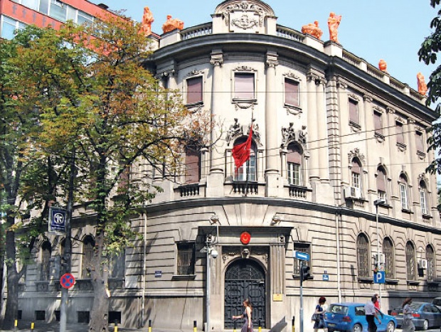 Напад у амбасади Турске: Обезбеђење савладало нападача, због повреда секретар амбасаде завршио на ортопедији!