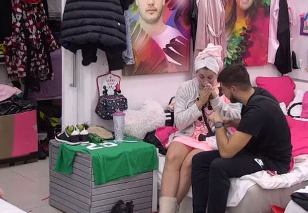 Задруга: Драгојевићу умро деда, Далила га тешила сузама