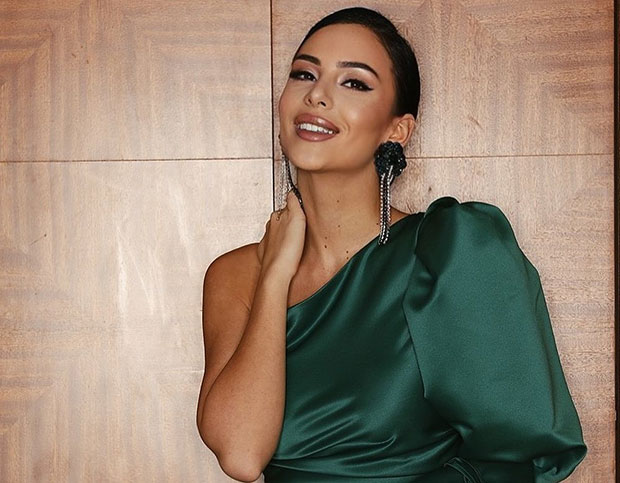 Британски сајт Daily mail бруји о Анастасији Ражнатовић: Морала је да пева таксисти јер је била ОПЉАЧКАНА