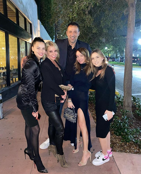 Одао их Владе Дивац: Адриана Лима и Марко Јарић заједно у проводу