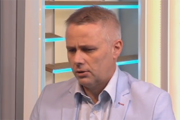 Потресно сведочење Игора Јурића: На монитору пуштена фотографија са Тијаном и другом ћерком, његове речи ће вас погодити, једва заустављао сузе (ВИДЕО)