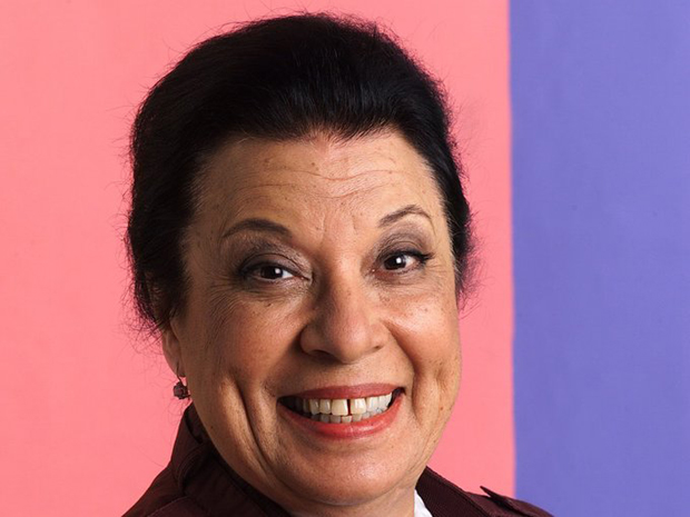 Преминула вољена кућна помоћница: Срце Росарио из серије Вил и Грејс није издржало (ВИДЕО)