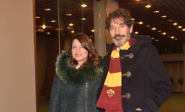 Смех од првих минута: Премијера филма „Четири руже“ у Сава центру