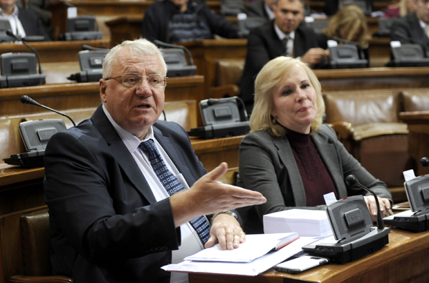 Шешељ: Ухапсите Зорану; Михајловић: Он је „џубокс војвода“