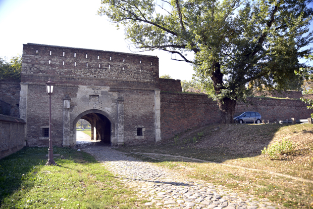 Старе зидине у новом руху: Обнављају се здања на Београдској тврђави