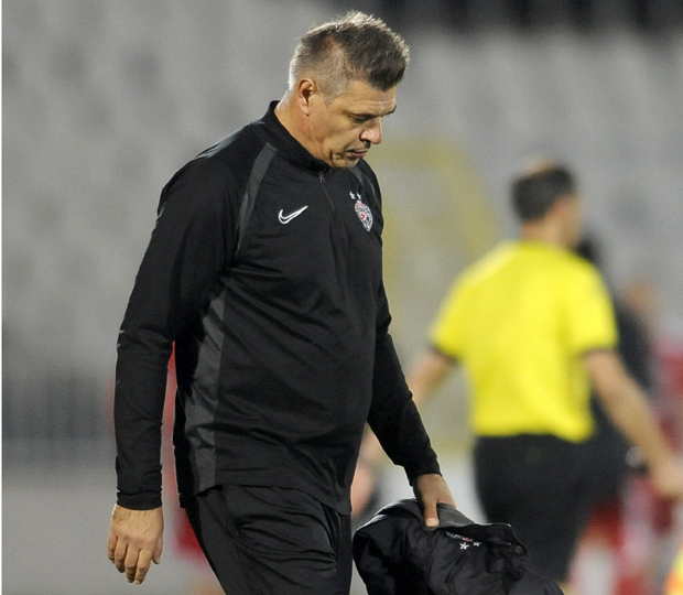 Емотивни Милошевић најавио резове: Неко ће морати да оде, нећу чекати да ме отерају