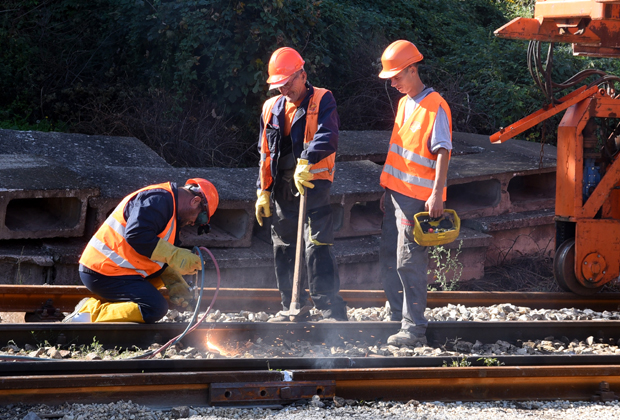 Сами себи глумили подизвођаче: Ревизори детаљно чешљали пословне књиге Инфраструктуре железнице Србије