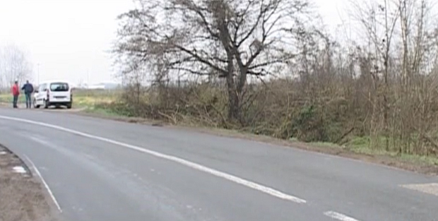 Уклета кривина: На месту на којем су погинула два школска друга, живот до сада изгубило више од десет људи (ФОТО)