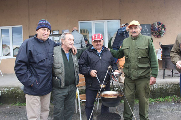 Домаћини скували најбољи зечји гулаш: „Јепуријада“ у Тополовнику