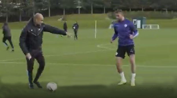 Гвардиола, играчу од 50 милиона евра, објашњава одбрану један на један (ВИДЕО)