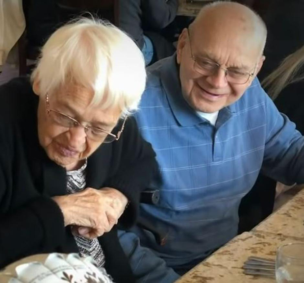 Тешко је поверовати да је то случајност: После 68 године проведених у љубави у 33 сата су умрли једно за другим (ВИДЕО)