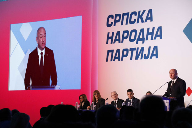 Поповић после једногласног реизбора за председника СНП: Косово нема цену, Србија мора остати војно неутрална