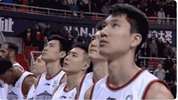 Француз увредио Кинезе: Направио је велику грешку током интонирања химне - стигла казна и упозорење (ФОТО)