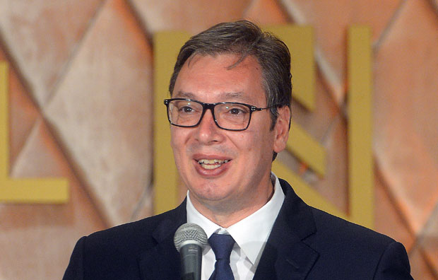 Председник Србије честитао Хандкеу: Као да је Нобела добио неко од нас