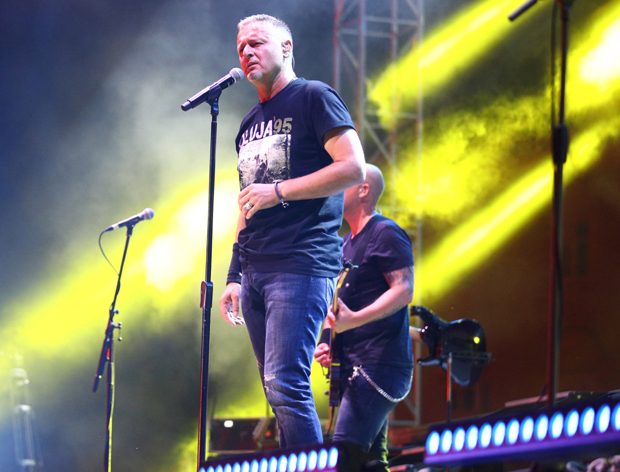 Томпсон сме да виче „За дом спремни“: Загребачки суд утврдио да певач не крши закон када изводи „Бојна Чавоглаве“