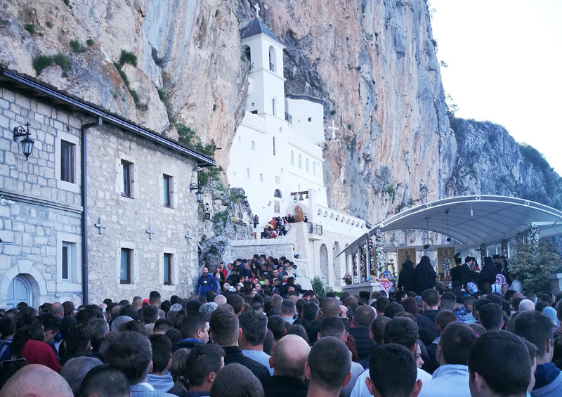 За њега је Острог само фабрика пара: ДПС о најави митрополита Амфилохија за никшићки сабор