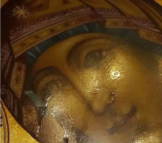 Чудо у Црној Гори: Заплакала икона Пећке Богородице у храму Светог Јована Владимира у Бару (ФОТО+ВИДЕО)