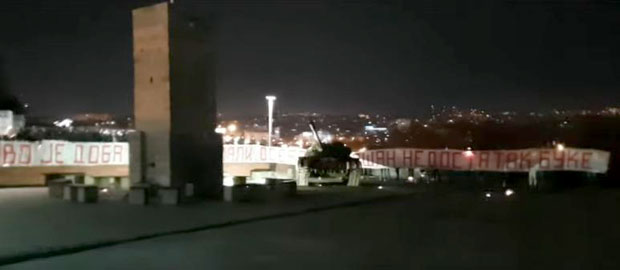 Делије, уличном кореографијом, позвале навијаче на Звездину утакмицу: Осећам страшан недостатак буке (ВИДЕО)