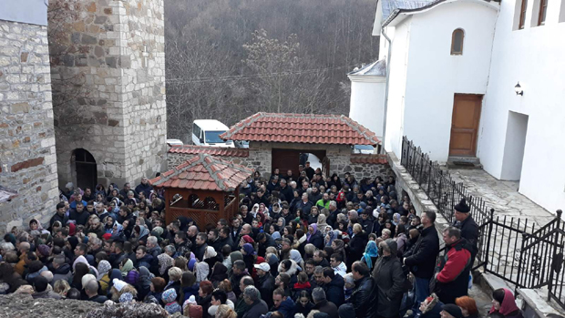 Опстају и у потпуној изолацији: Обележена слава манастира Девич