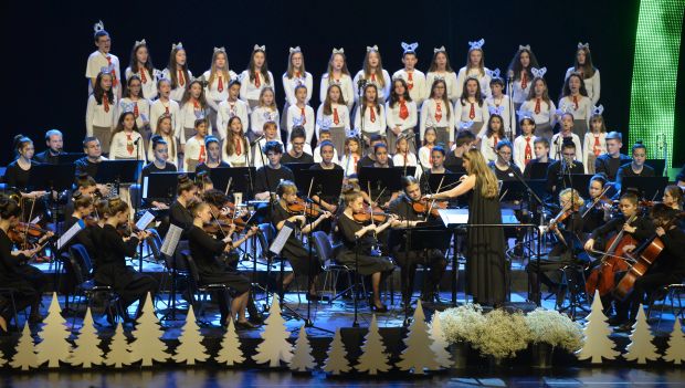 Невероватна дрскост: Из гардеробе нестали новчаници док су чланови Дечје филхармоније наступали у Сава центру