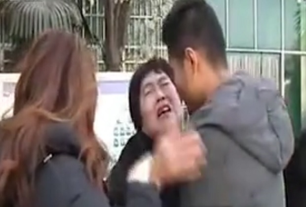 Сине, мајка долази: После 30 година пронашла је своје изгубљено дете, а све захваљујући ономе што је његов отац урадио пред смрт (ВИДЕО)