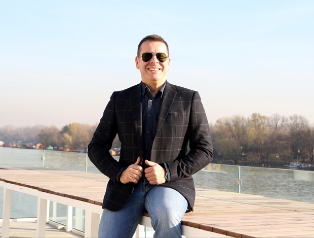 Боемско опуштање за добро расположење: Владо Георгиев о концертима у Сава центру 