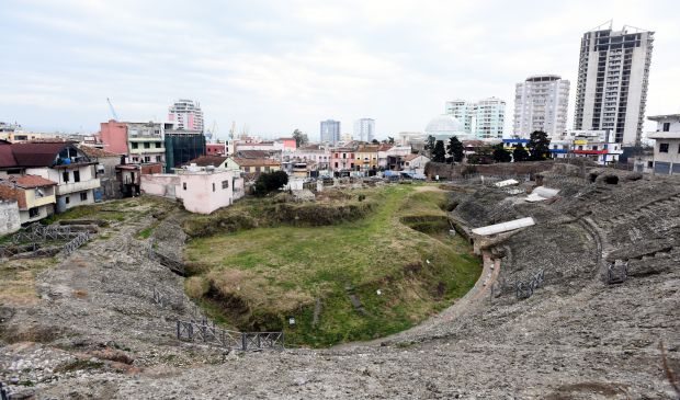 Земљотрес средње јачине код Драча