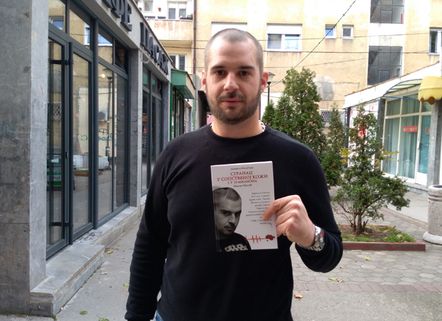 Видели су му се делови мозга, 40 дана је био у коми и изгубио 40 килограма: Милан је доживео несрећу коју преживи један у 10 милиона и причу о свом удесу преточио је у књигу