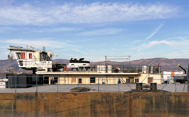 Цариници спречили шверц нафте на Дунаву: Покушај кријумчарења 1.300 литара под заставом Републике Словачке