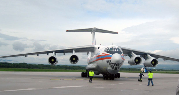 Руски авион принудно слетео, у њему се налазило 13 особа