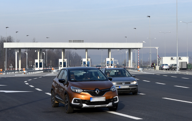 Обишли смо нову деоницу ауто-пута Милош Велики: Возила увелико језде савременим друмом, а ево шта кажу возачи