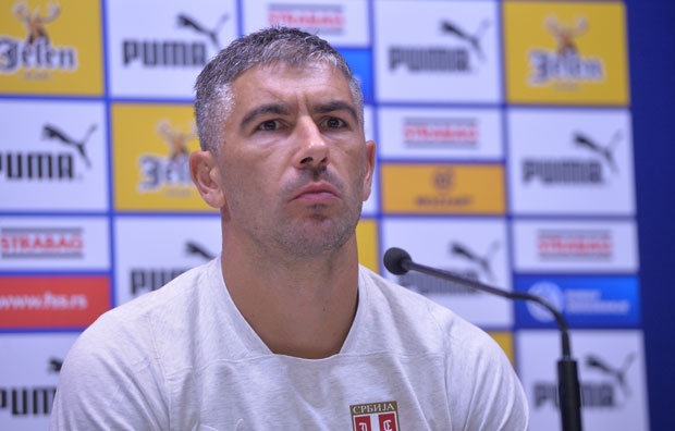 Коријеро дело Спорт: Коларов се разводи због прелепе Италијанке (ФОТО)