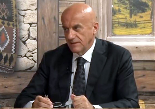 Миодраг Дака Давидовић за Новости: Долазим на сабор СПЦ у Никшић, бранимо своје корене!