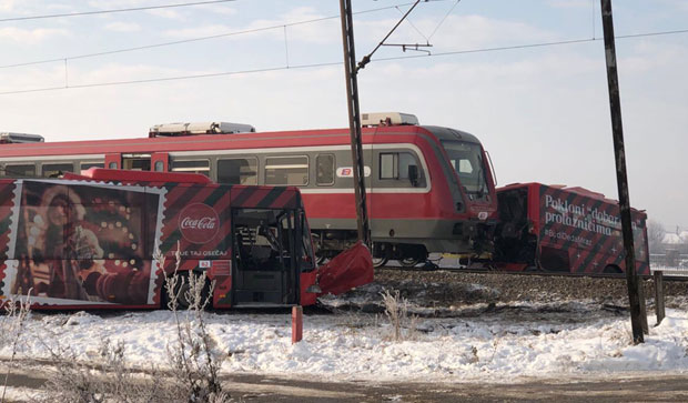 Од Маријанине погибије ми више не живимо, ми само постојимо неутешна је мајка Вања: Годину дана од несреће на пружном прелазу код Ниша
