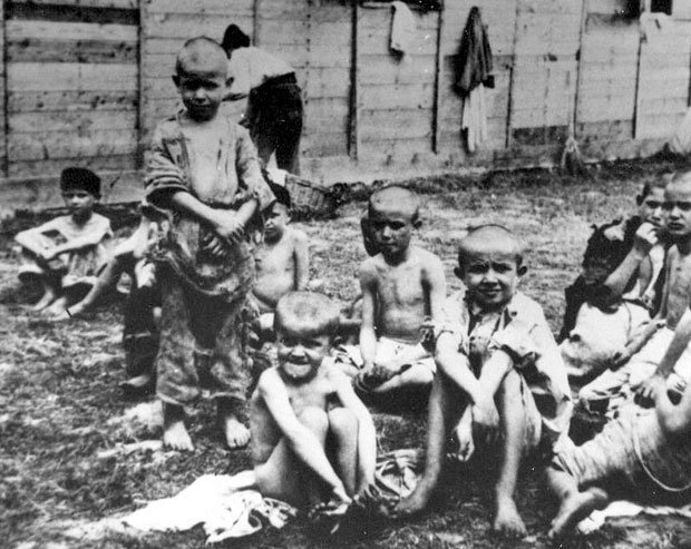 Свуда око мене су се превијала мала деца у боловима: Јово Ковачина је као дечак прошао кроз пакао логора НДХ у Сиску 