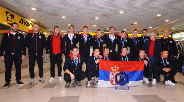 Србија без бриге: Млади ватерполисти жале што се нису домогли злата на СП