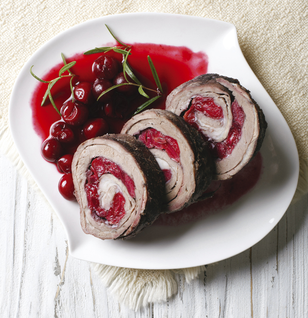 Укусни ролати са месом - идеални за празничну трпезу