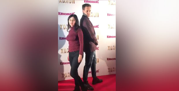 Биковића обожаватељка испалила пред свима: Пришла да се слика, а онда је уследио ШОК! (ВИДЕО)