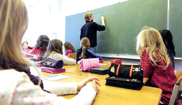 За бољи положај просветара: Из буџета за плате додатних 20 милиона КМ