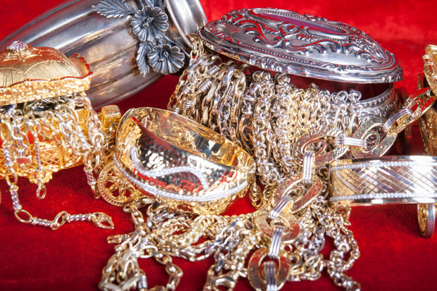 Украден накит стар 3.000 са археолошког локалитета у Чању