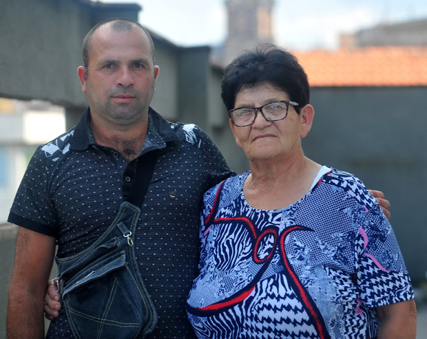 Млађен сумња да је отет по рођењу, тражи кривце: Пријавио медицинаре и социјалне раднике
