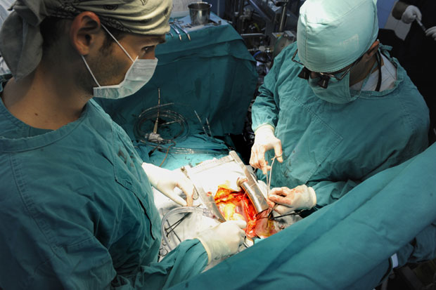 Мејз операцијом смирују аритмију срца: Нова оперативна интервенција у Клиници за кардиохирургију КЦС