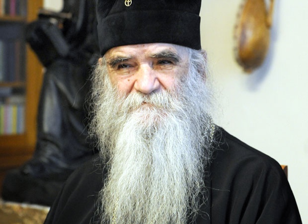 Амфилохије: Посланици да не гласају за овакав закон