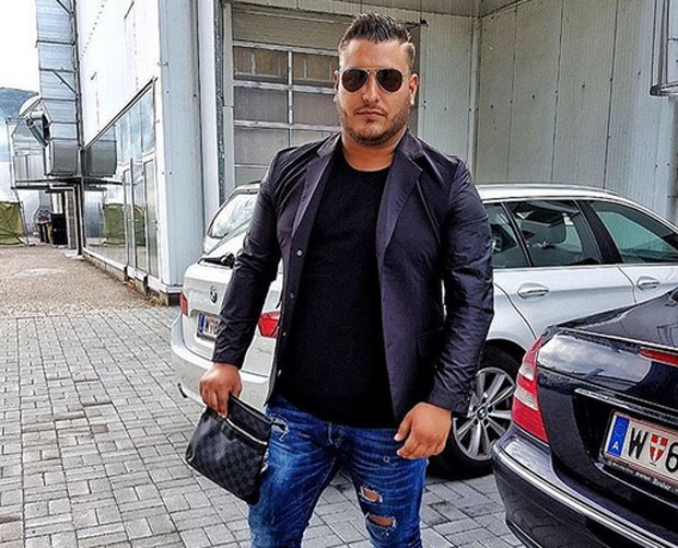 Скандал на наступу Дарка Лазић: Појавила се девојка тврдећи да је певач отац њеног трогодишњег детета