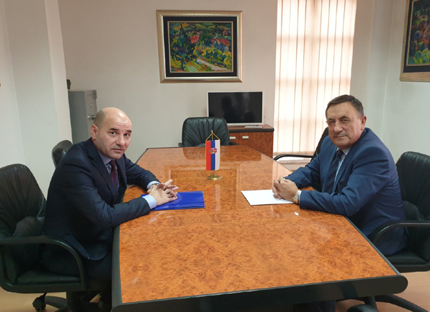 Начелник Сокоца са амбасадором Србије у БиХ: Разговарано о подршци за изградњу трга и Градске куће Соколац