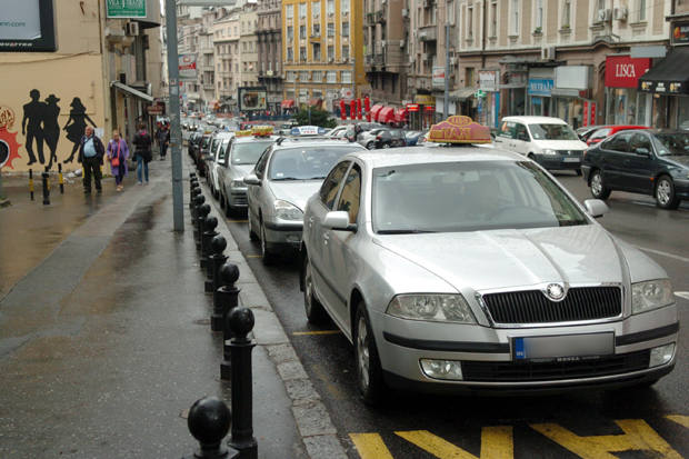 Таксистима по 8.000 евра за нова возила: Стижу субвенције из Владе 