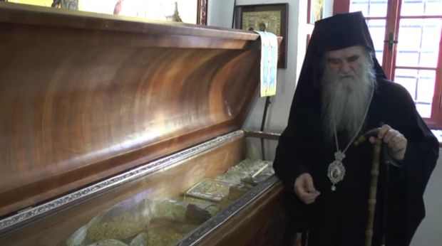 Будућност се не гради на насиљу и безакоњу: Порука митрополита Амфилохија (ВИДЕО)