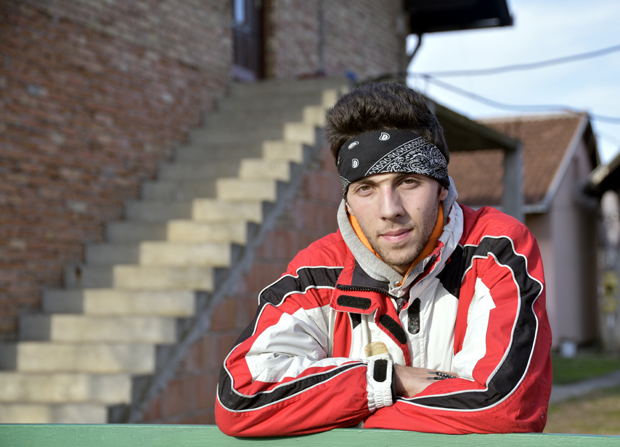 Од неизвесне судбине - до породице са бољом будућношћу на окупу: Никола добио старатељство над сестрама