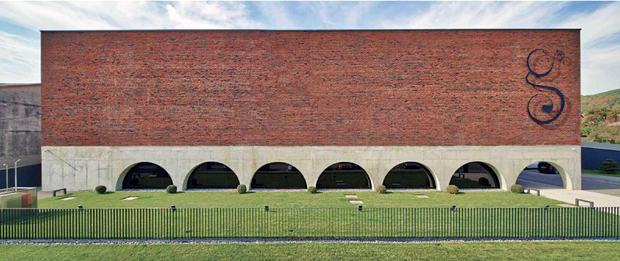 Дневник заблуда: Награда која доприноси смрти националне архитектуре