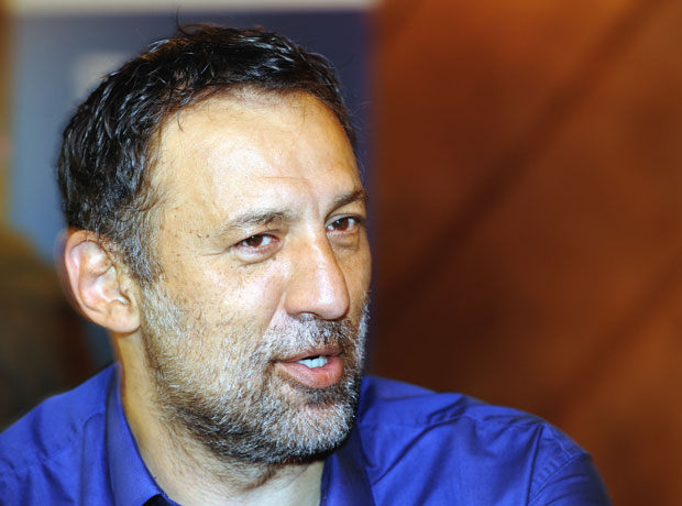 Дивац у проблему: Центар бесан - потписао трогодишњи уговор, а сад хоће да напусти Сакраменто